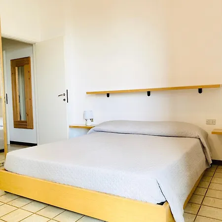 I Bagni 36 - Piazza Marconi Fronte Mare Con Piscina - Immobil Relax Appartamento Lido di Jesolo